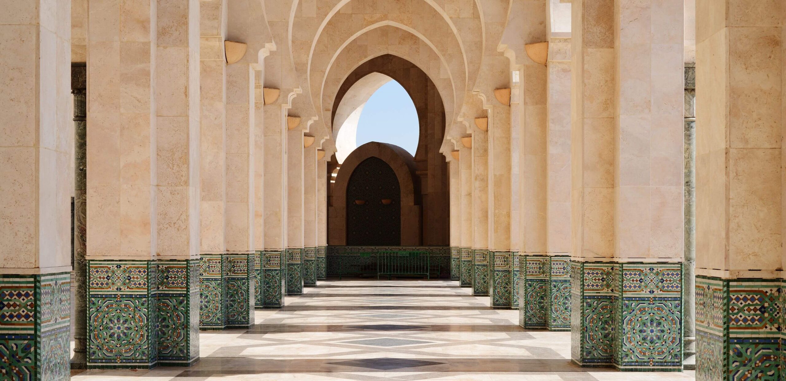 Read more about the article Casablanca: A Vibrant Metropolis of Contrasts